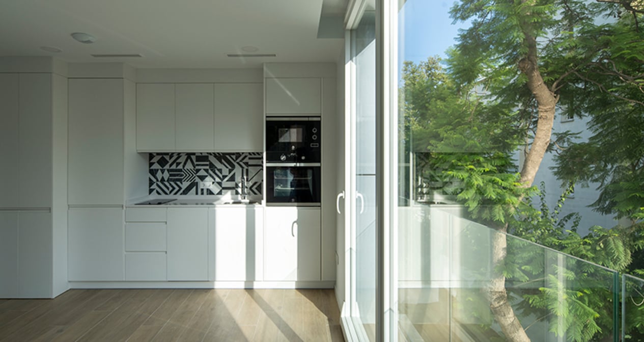 “Daylight is a basic nutritional requirement.”