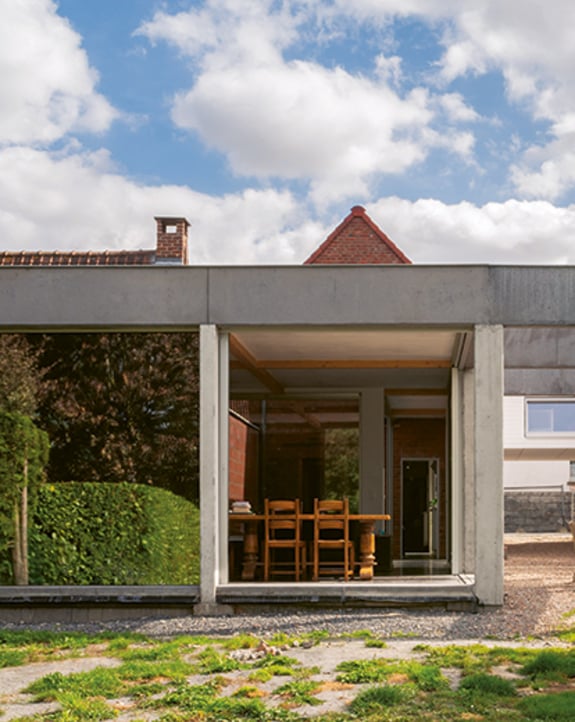 Inno alla normalità.