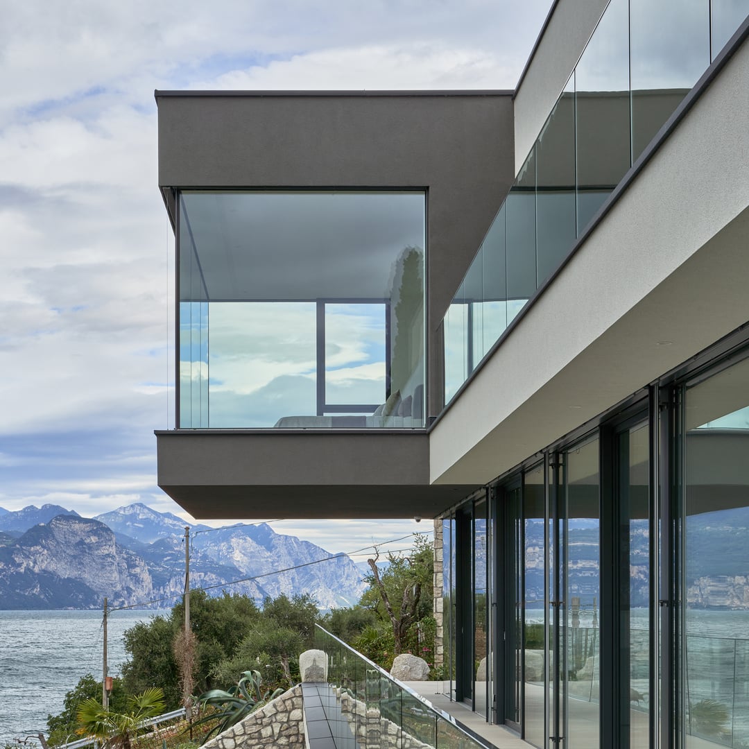 Casa vacanze sul Lago di Garda Finstral SpA