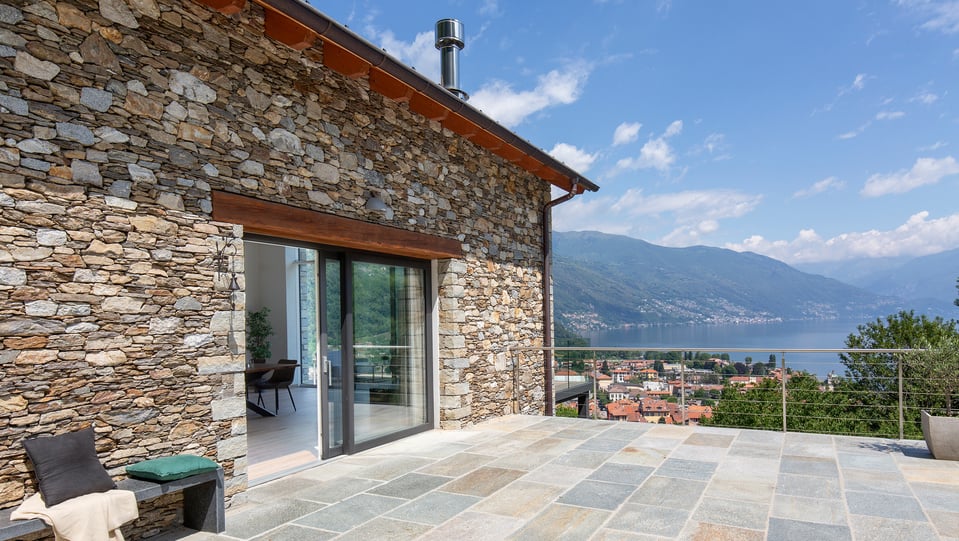 Renovated house on Lake Maggiore