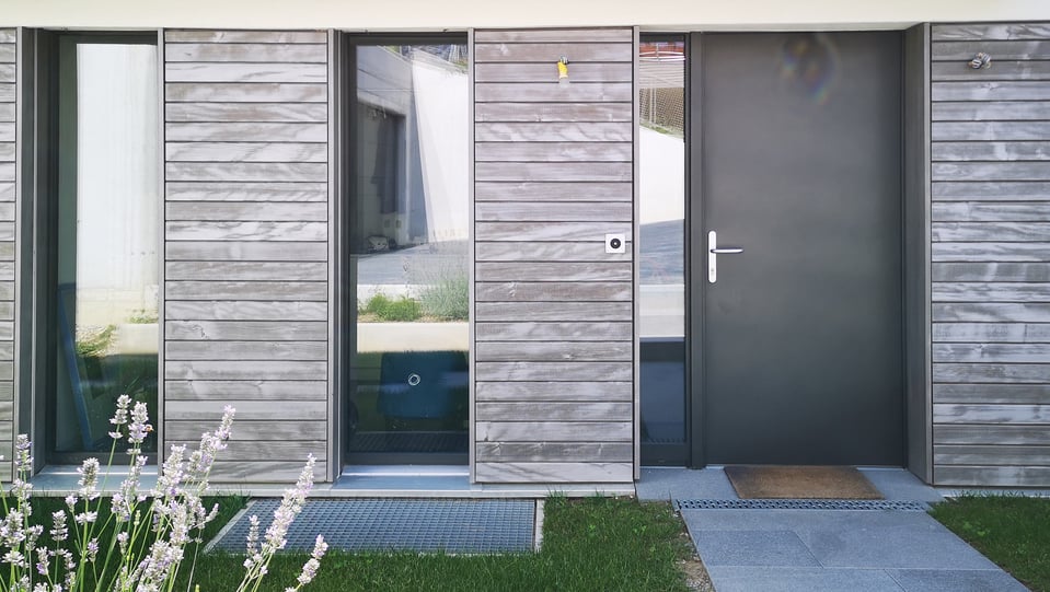 Moradia nova no verde da Suíça