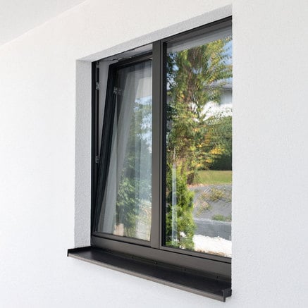 Edifício novo moderno em Caríntia