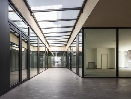 Alte Fabrik in Lana