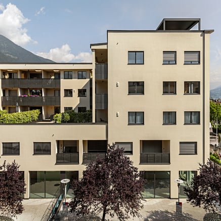 Voormalige fabriek in Lana