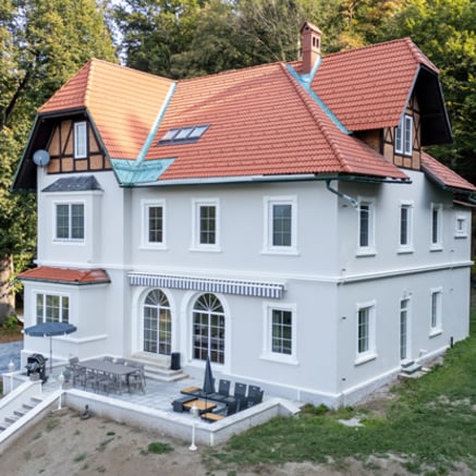 Renovación de ventanas en una villa de Carintia