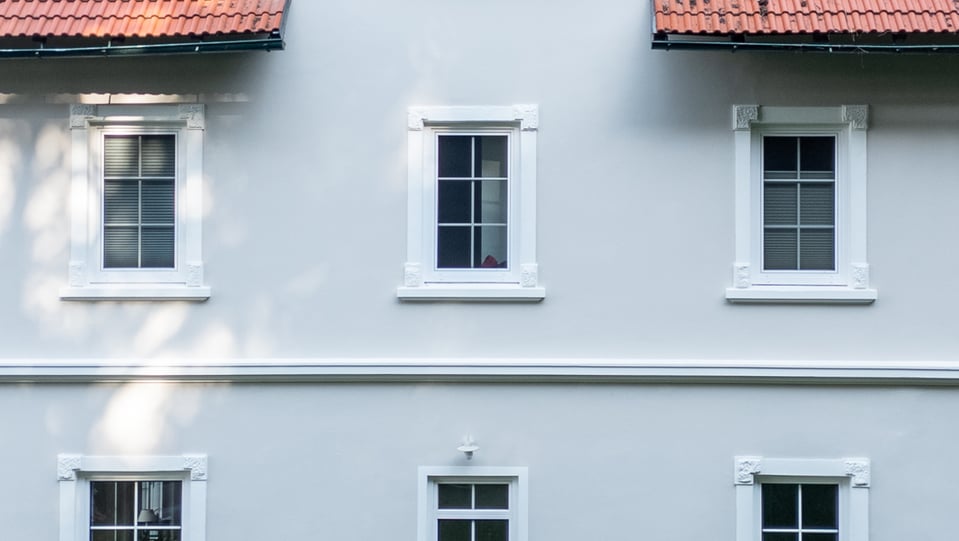Renovación de ventanas en una villa de Carintia
