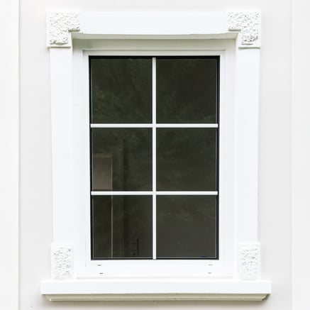 Renovación de ventanas en una villa de Carintia