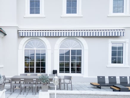 Kozijnvervanging bij villa in Karinthië