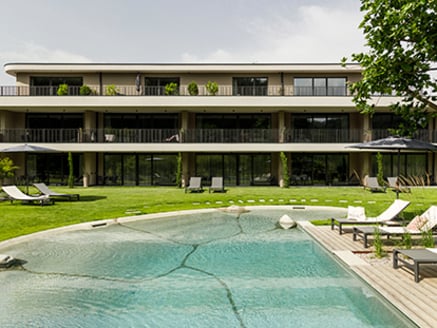 Lofts inmitten der Weinreben