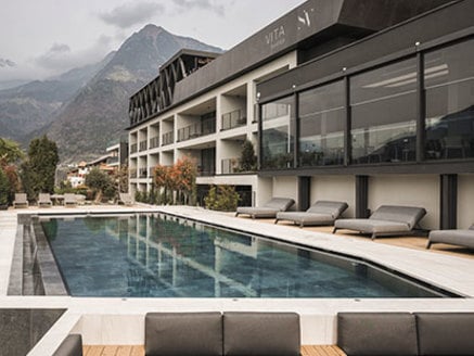 Neubau: Hotel in Dorf Tirol