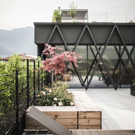 Nieuwbouw: Hotel in de buurt van het dorp Tirol