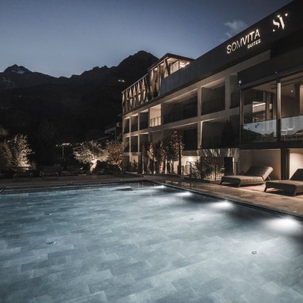 Nuevo hotel cerca de Dorf Tirol