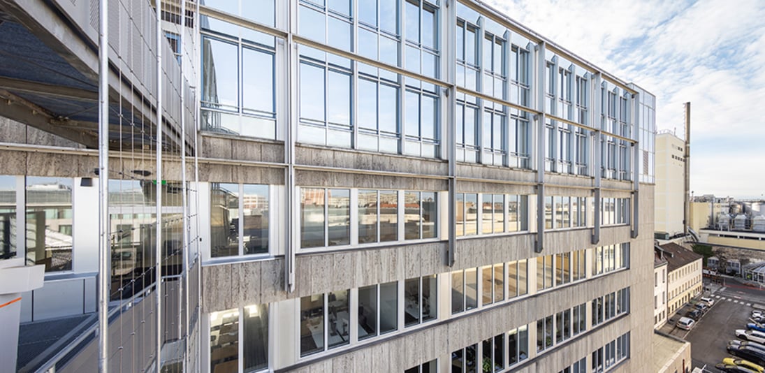 Reabilitação integral em vez de demolição.