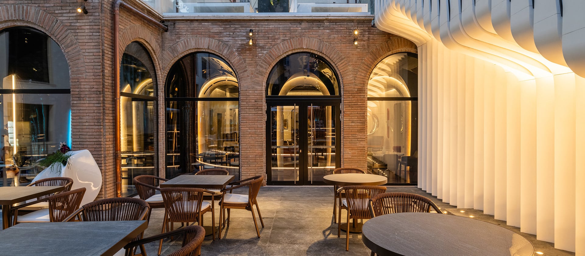 Kopie von Kopie von Reabilitação integral em vez de demolição.